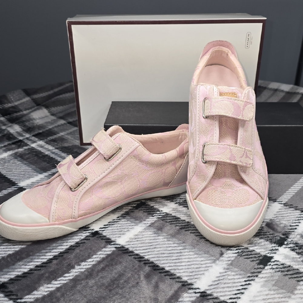 Coach Light Pink Signature Canvas Sneakers with Leather Logo Patch
